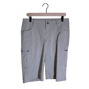 KÜHL gray multi pocket long line shorts 10